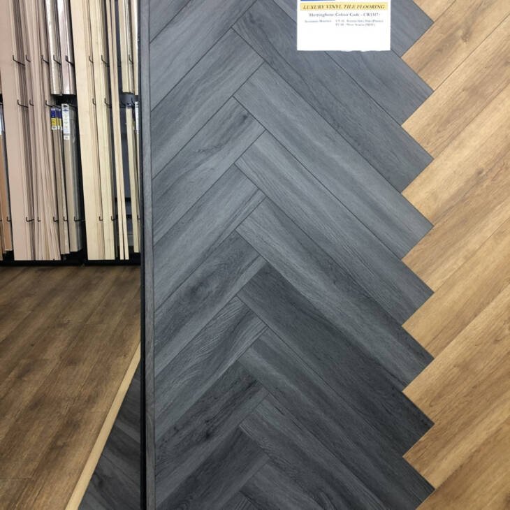 Chene Firmfit LVT Herringbone CW - 1317